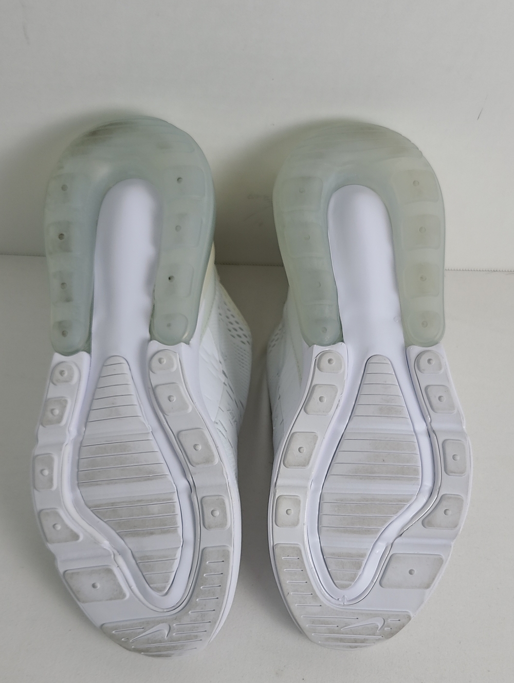 Nike Air 270 Air Max Tennis Shoes Sneakers All White Size 6.5Y - Picture 13 of 15